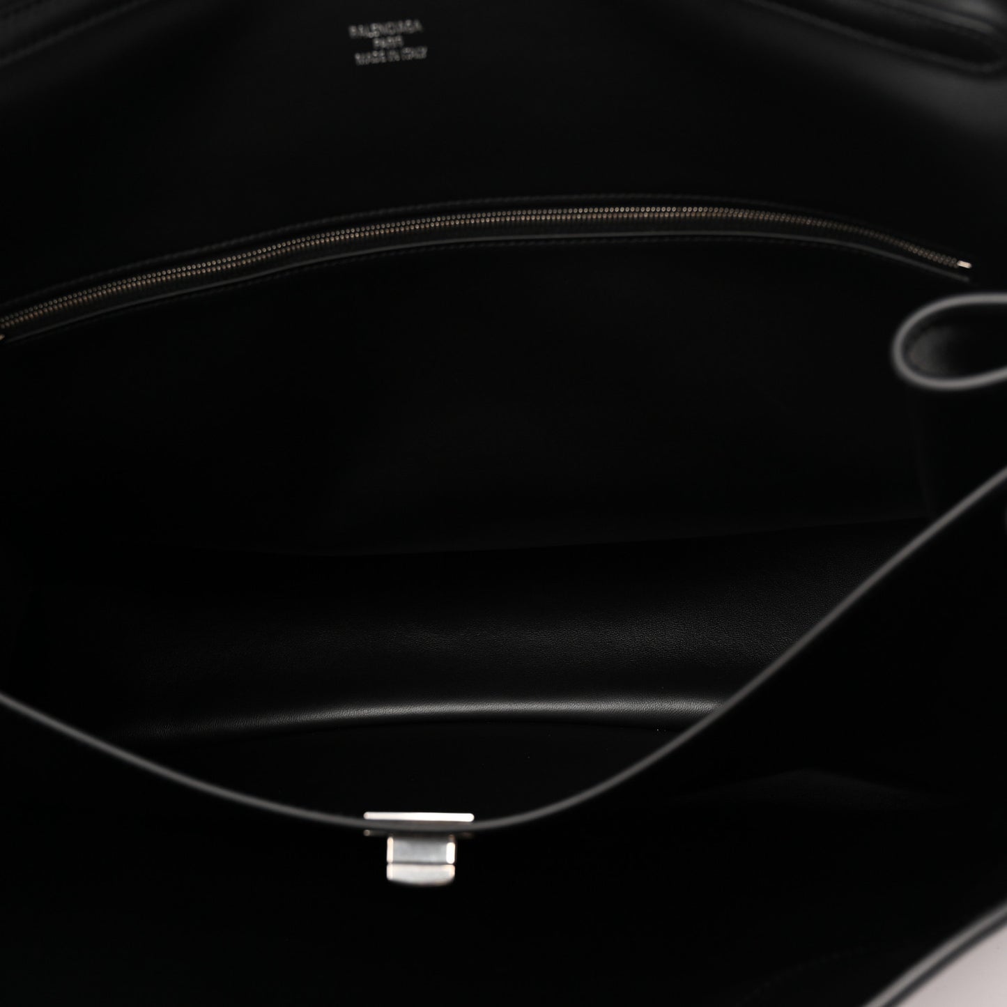 Smooth Calfskin Rodeo XL Top Handle Handbag Black