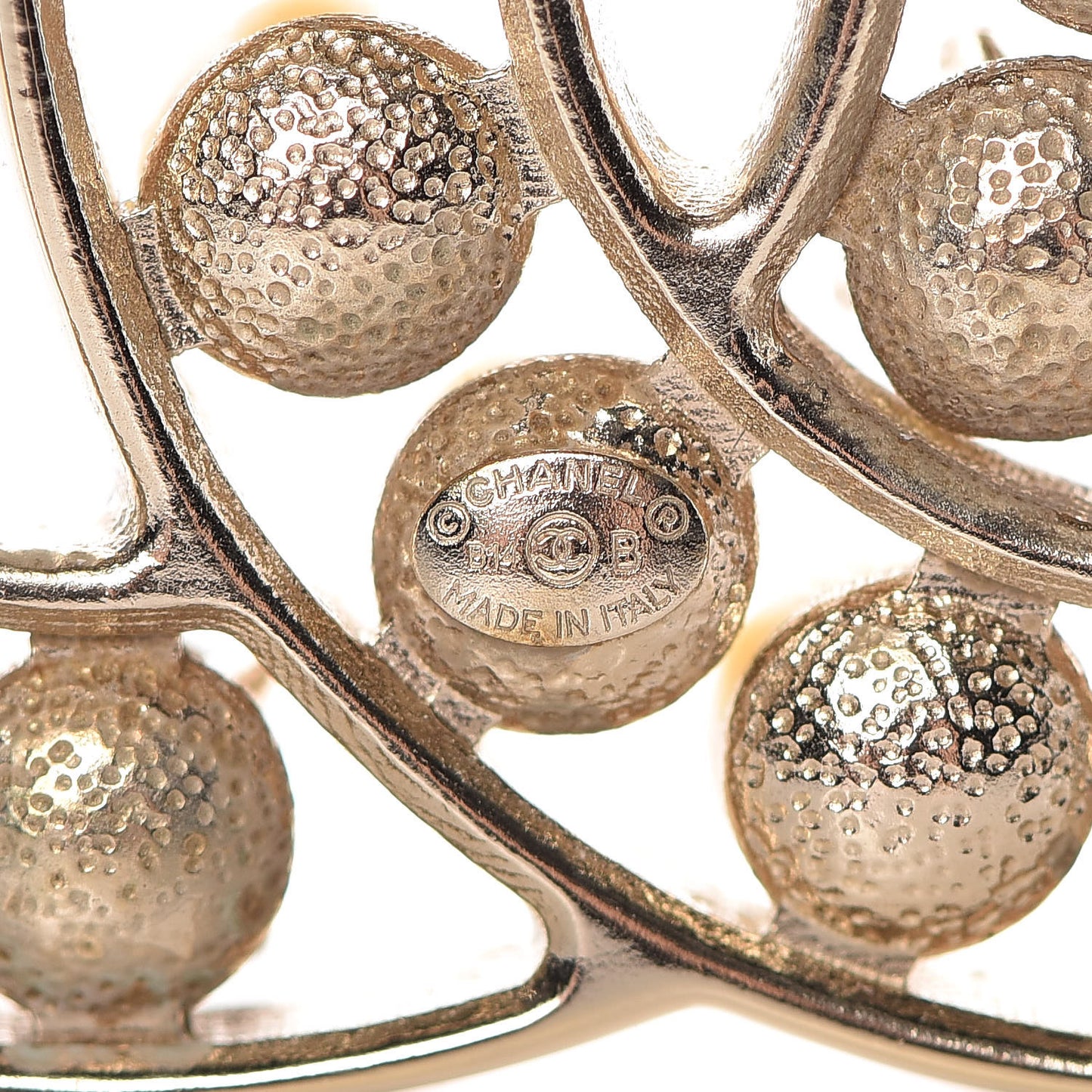 Pearl Crystal CC Brooch Gold