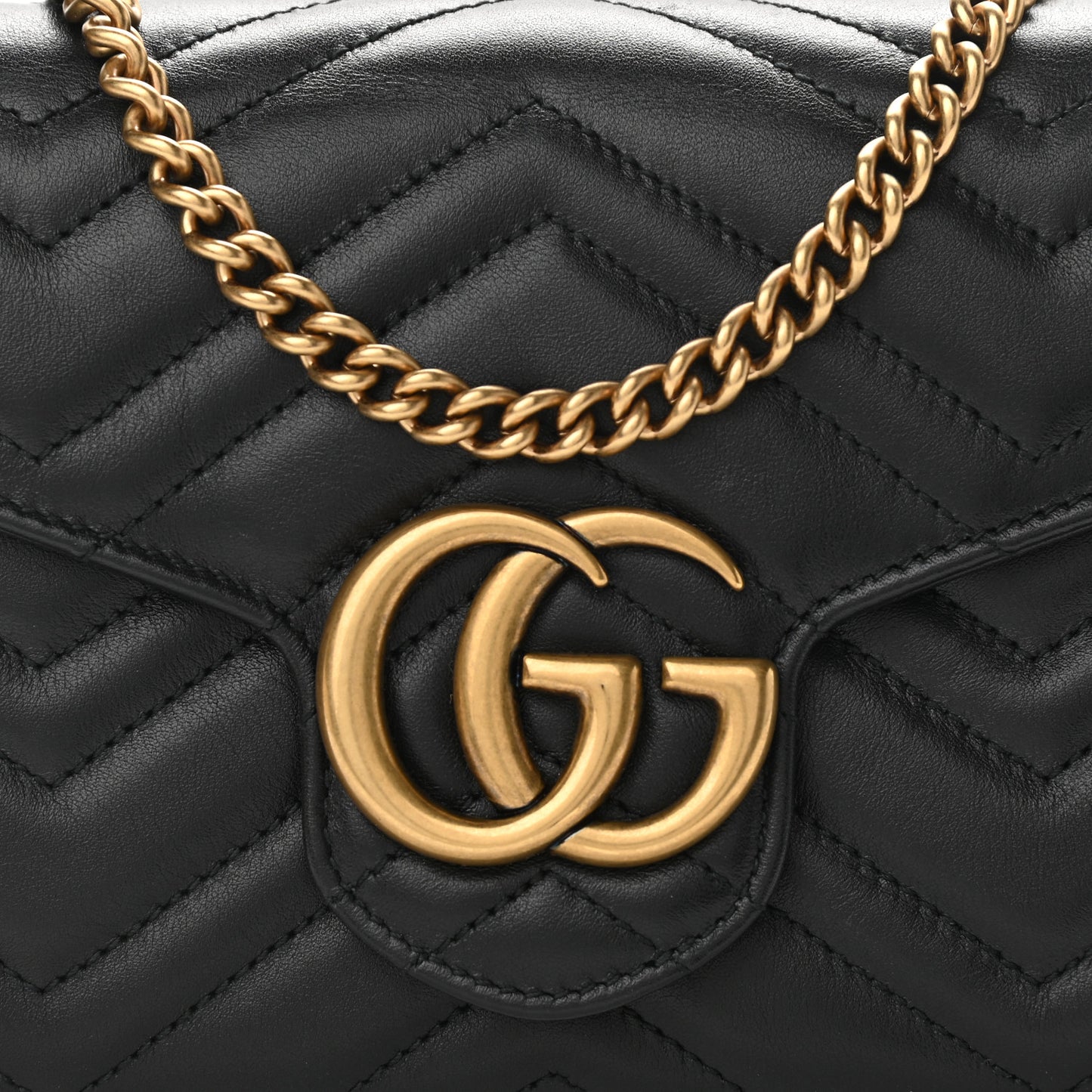 Calfskin Matelasse GG Marmont Chain Wallet Black