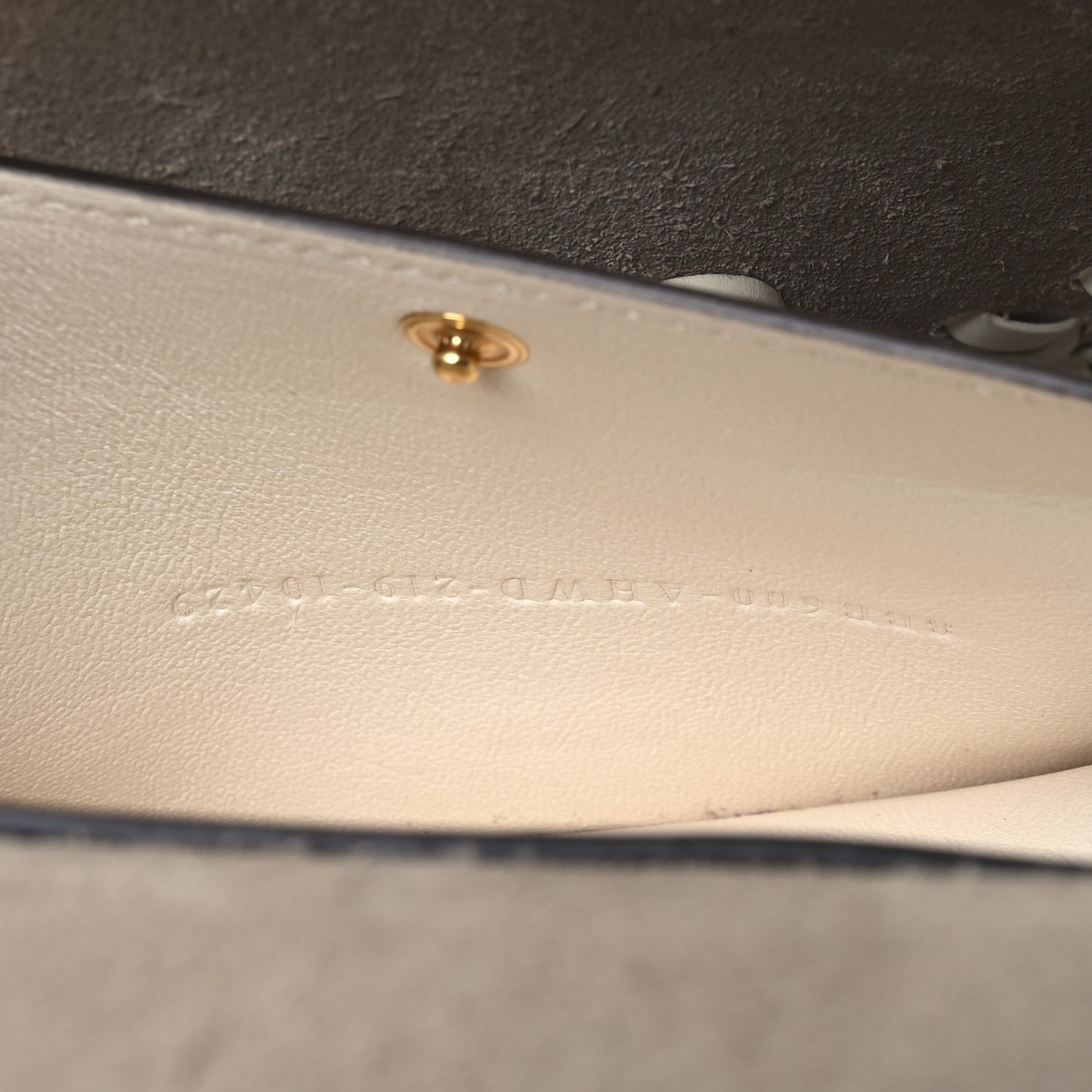 Vitello King Ceylon Woven Baguette White Ice