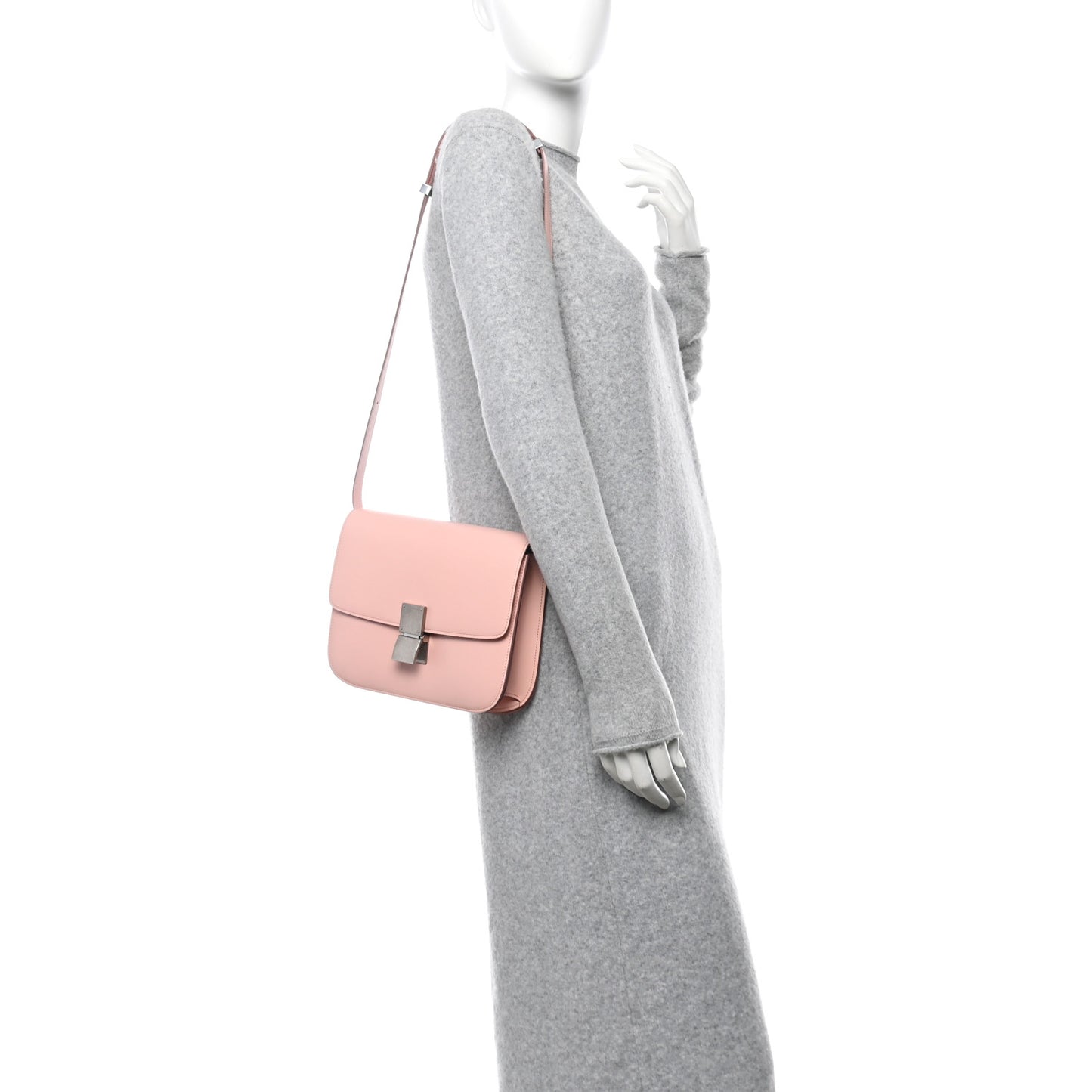 Smooth Calfskin Medium Classic Box Flap Bag Pink