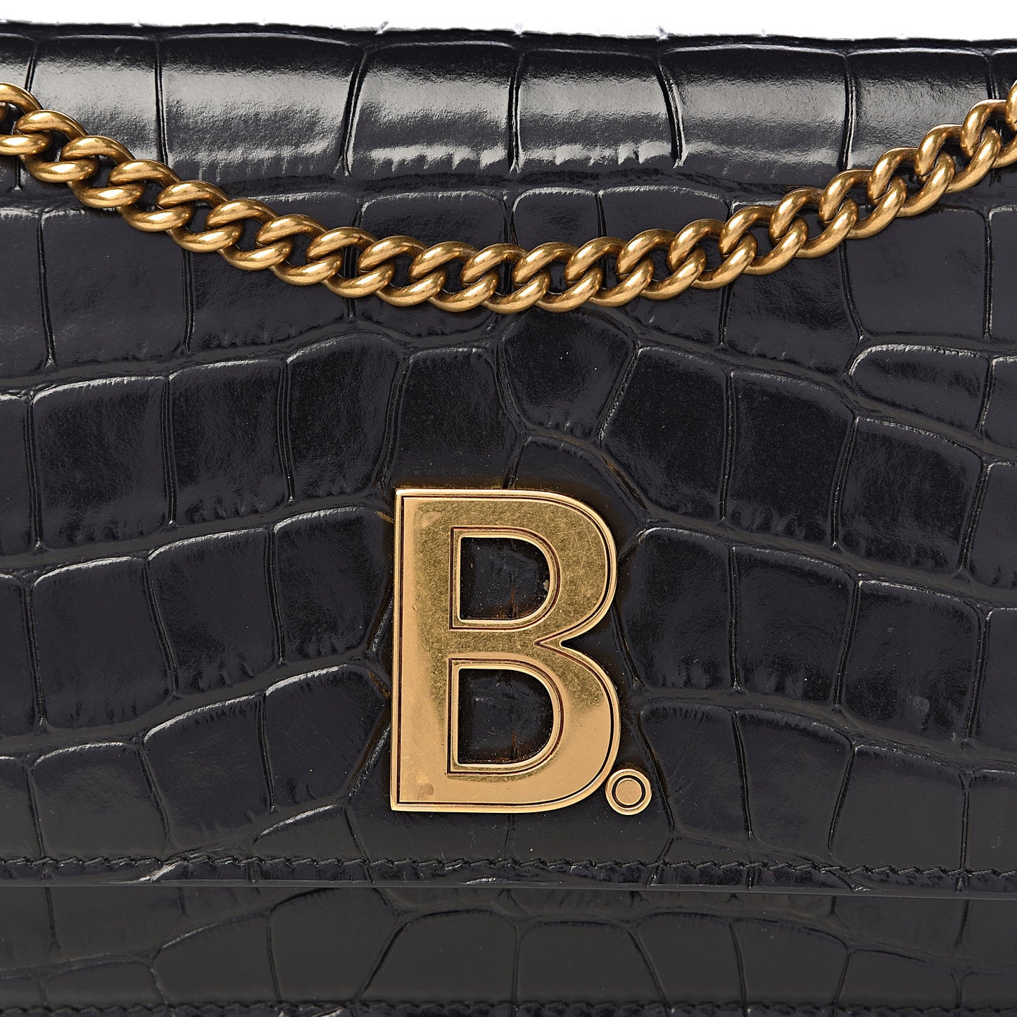 Crocodile Embossed Patent B Wallet On Chain Black