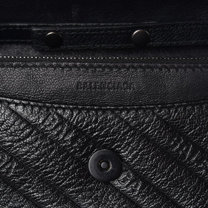 Balenciaga Shiny Goatskin Logo Embossed Monochrome BB Wallet On Chain Black 6 of 12