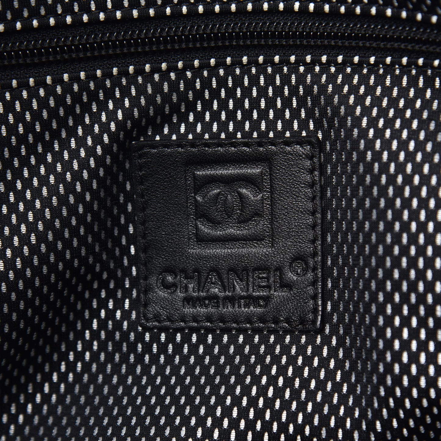 Coated Canvas Sport Messenger Black