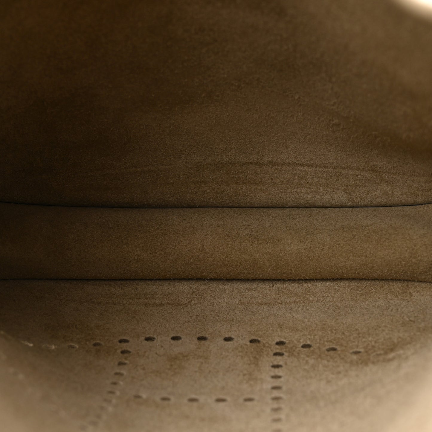 Taurillon Clemence Evelyne III PM Beige Marfa