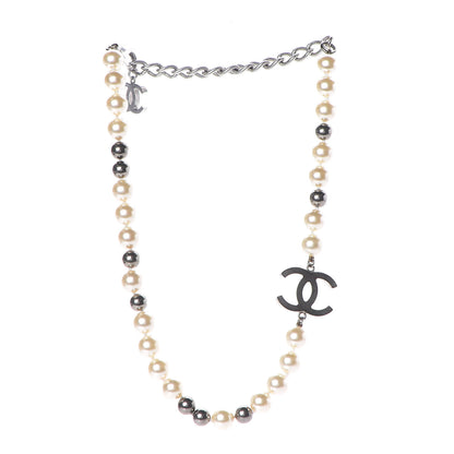 Chanel Pearl CC Short Necklace Silver 3 of 5