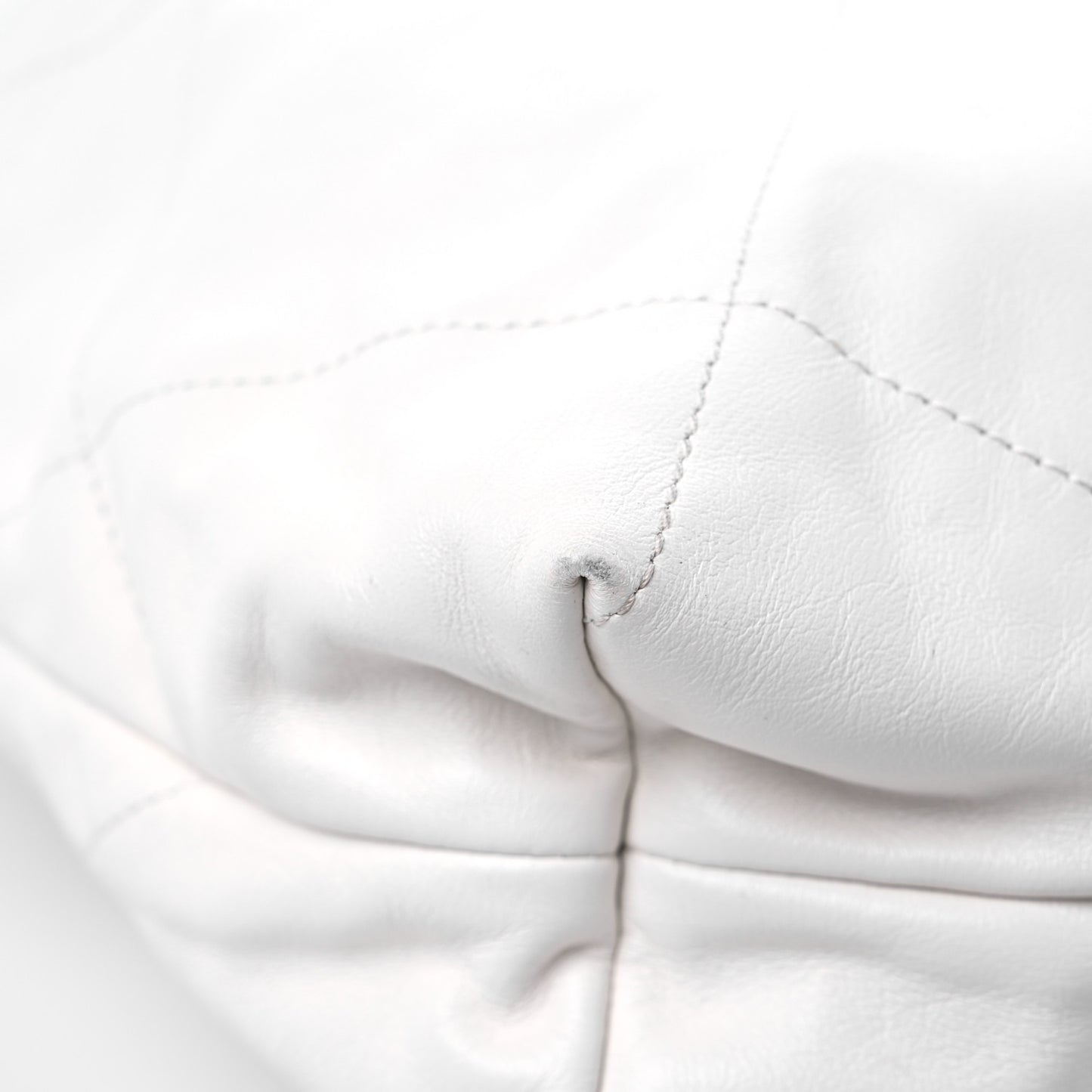 Shiny Calfskin Quilted Large Chanel 22 White