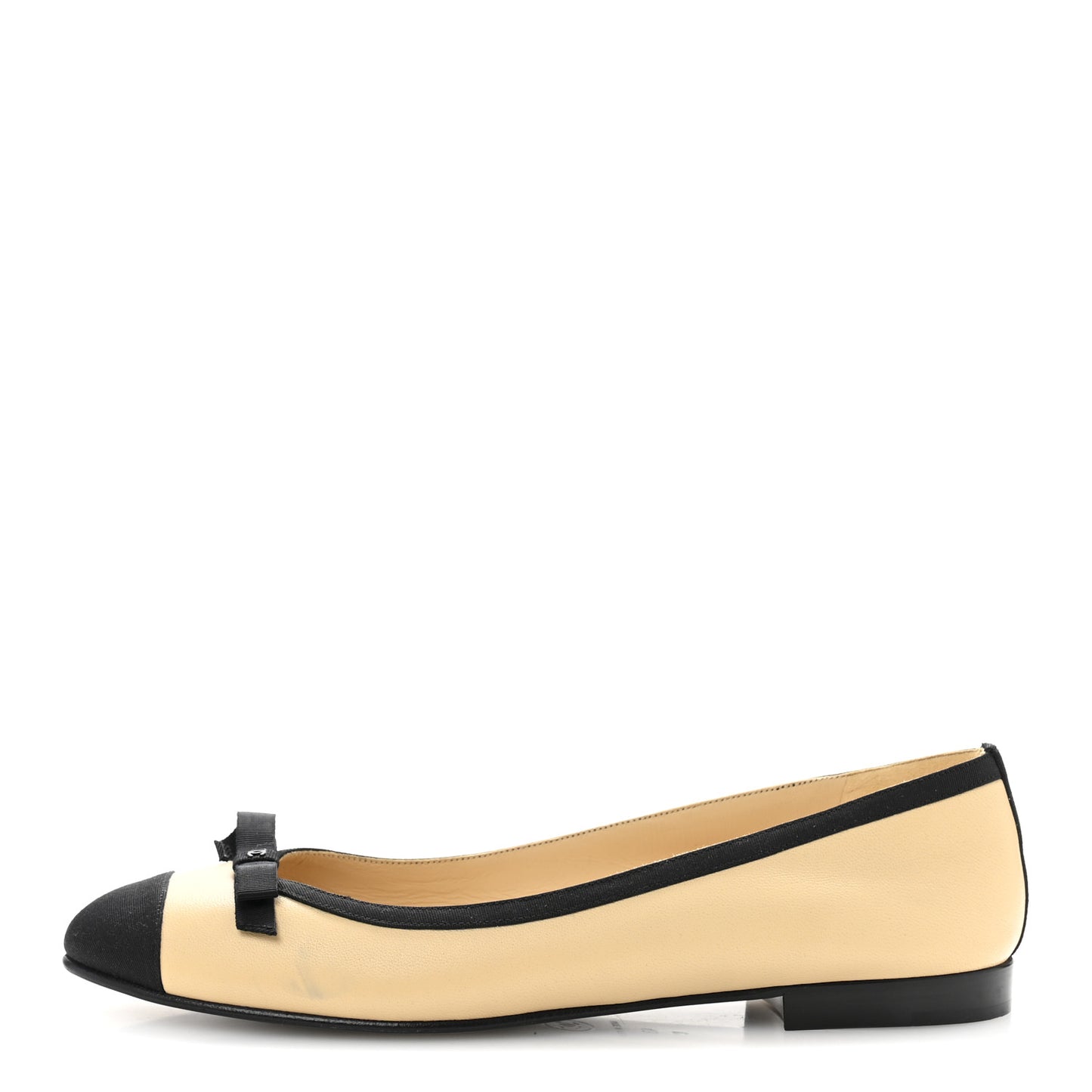 Lambskin Grossgrain Cap Toe Bow CC Ballerina Flats 40 Beige Black