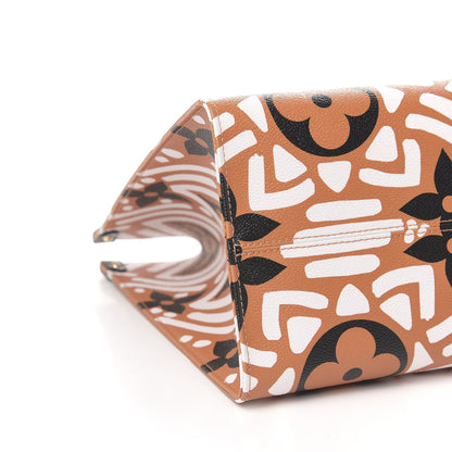 Louis Vuitton Monogram Giant Crafty Onthego GM Crème Caramel 10 of 12