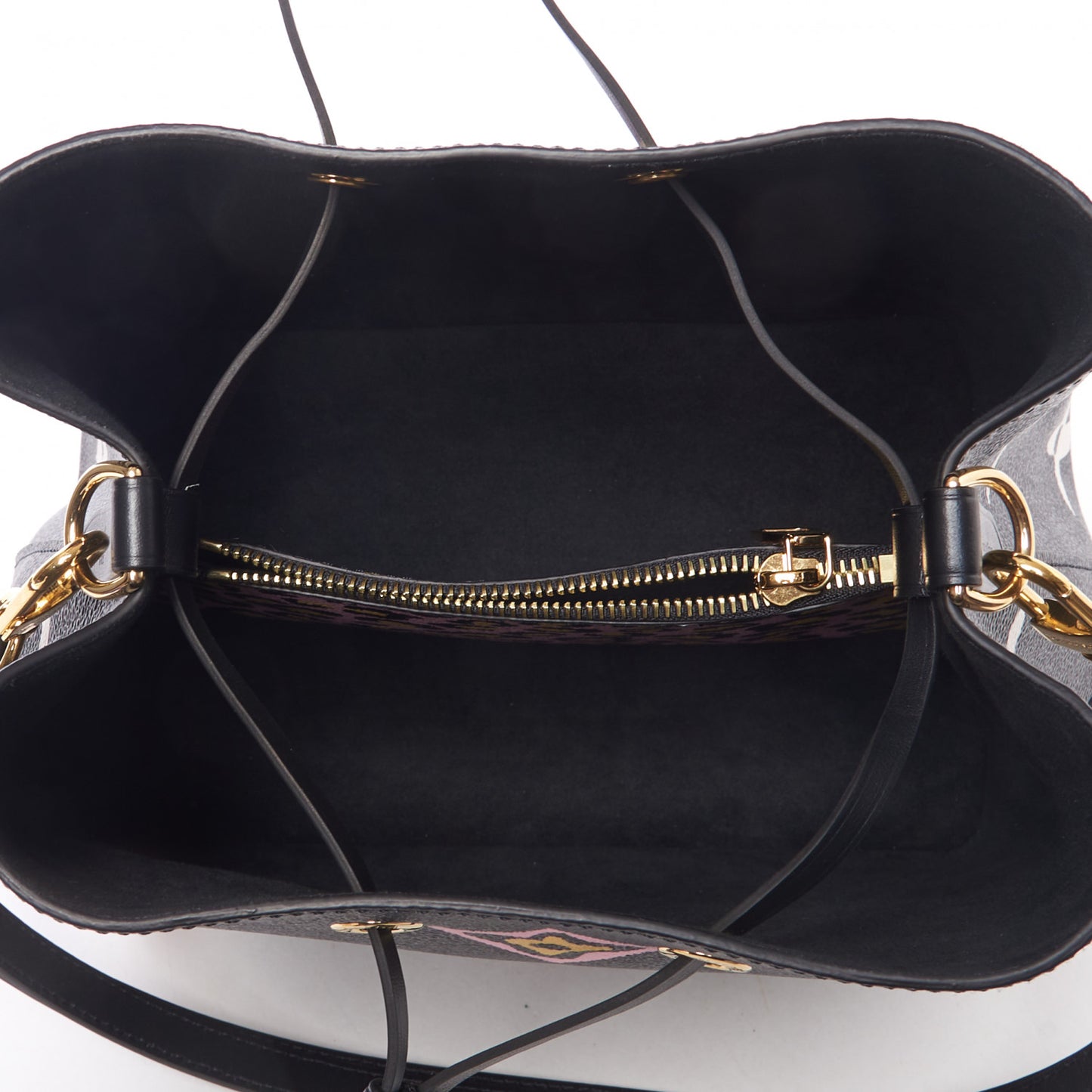 Monogram Giant Wild At Heart Neonoe MM Black