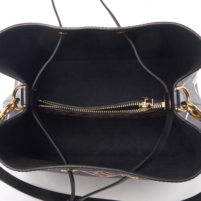 Louis Vuitton Monogram Giant Wild At Heart Neonoe MM Black 7 of 9