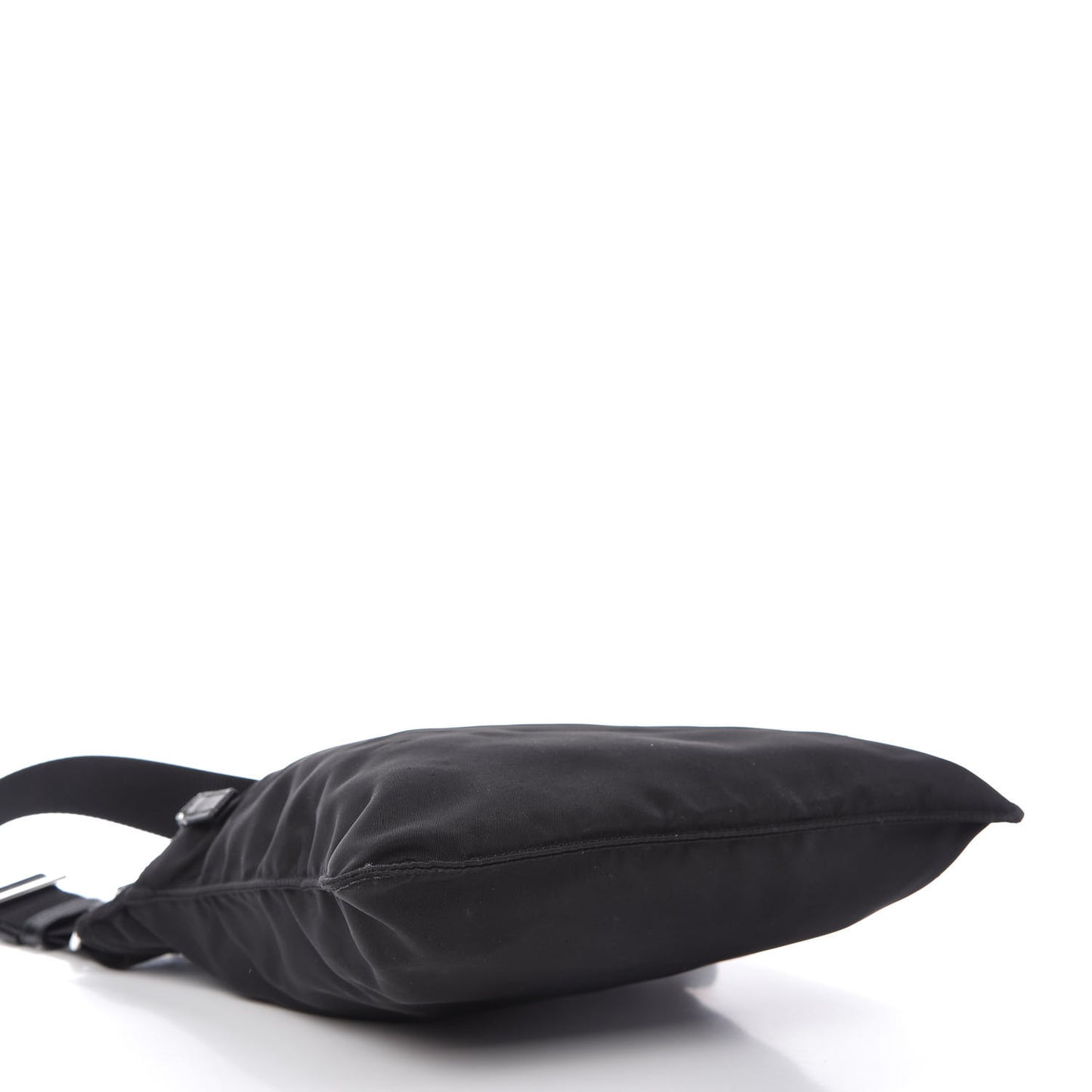 Nylon Flat Messenger Bag Black