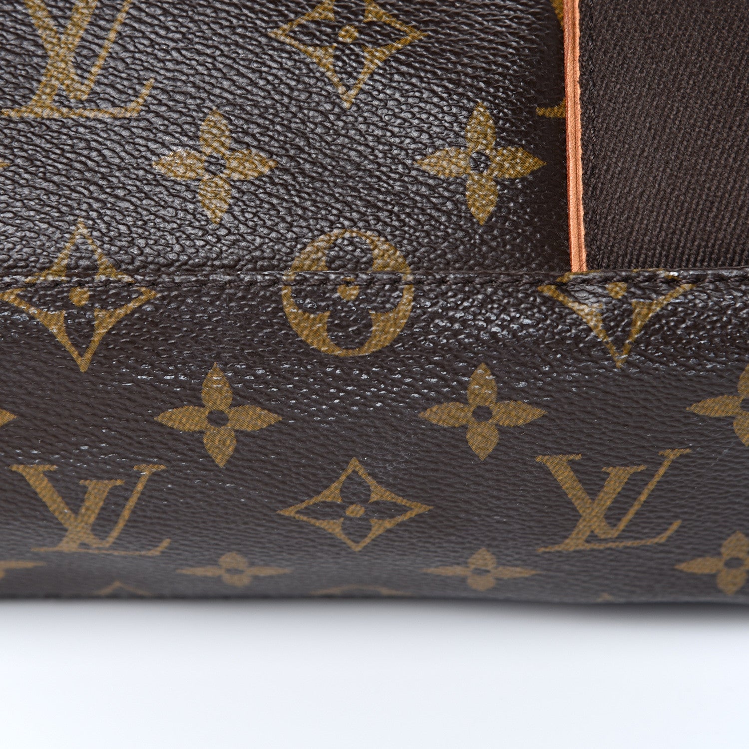 Louis Vuitton Monogram Cabas Beaubourg 10 of 12