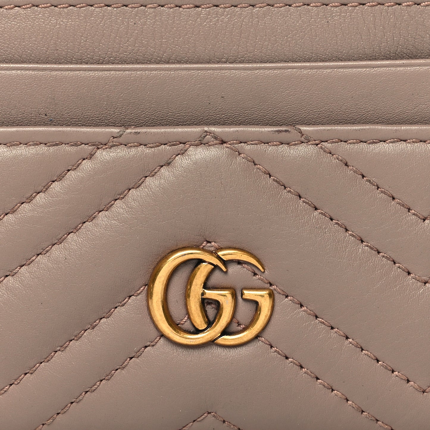 Calfskin Matelasse GG Marmont Card Holder Porcelain Rose