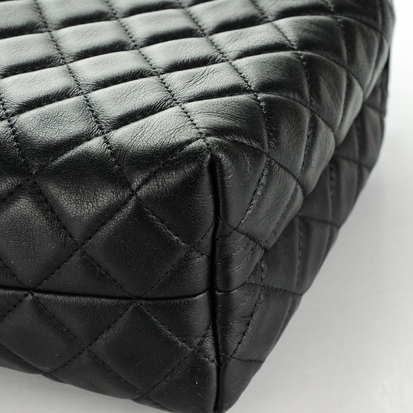 Lambskin Quilted Large Cosmetic Case Black
