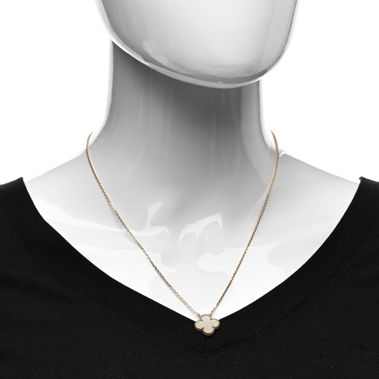18K Yellow Gold Mother of Pearl Vintage Alhambra Pendant Necklace