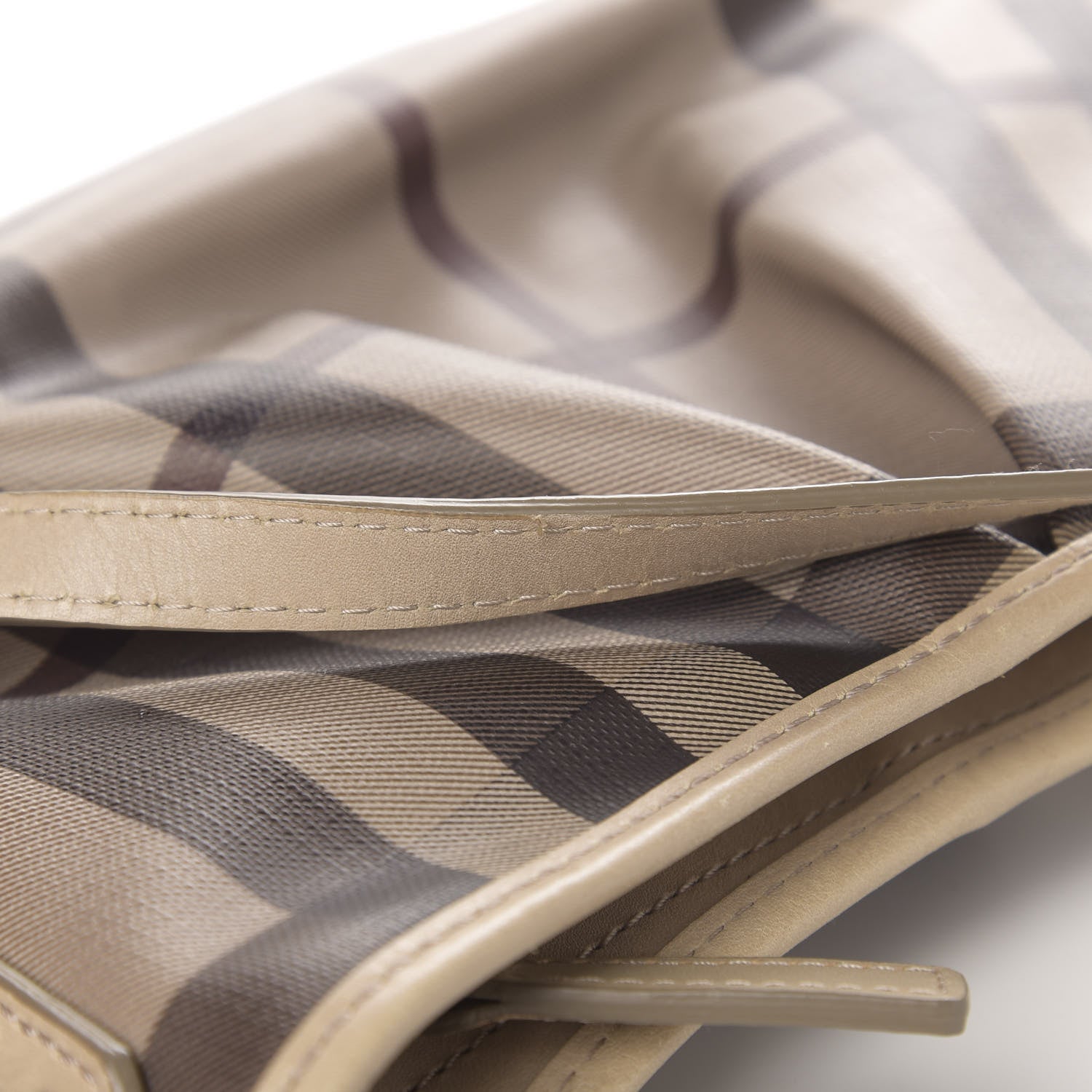 Burberry Smoked Check Hartham Shoulder Bag Trench 8 of 12