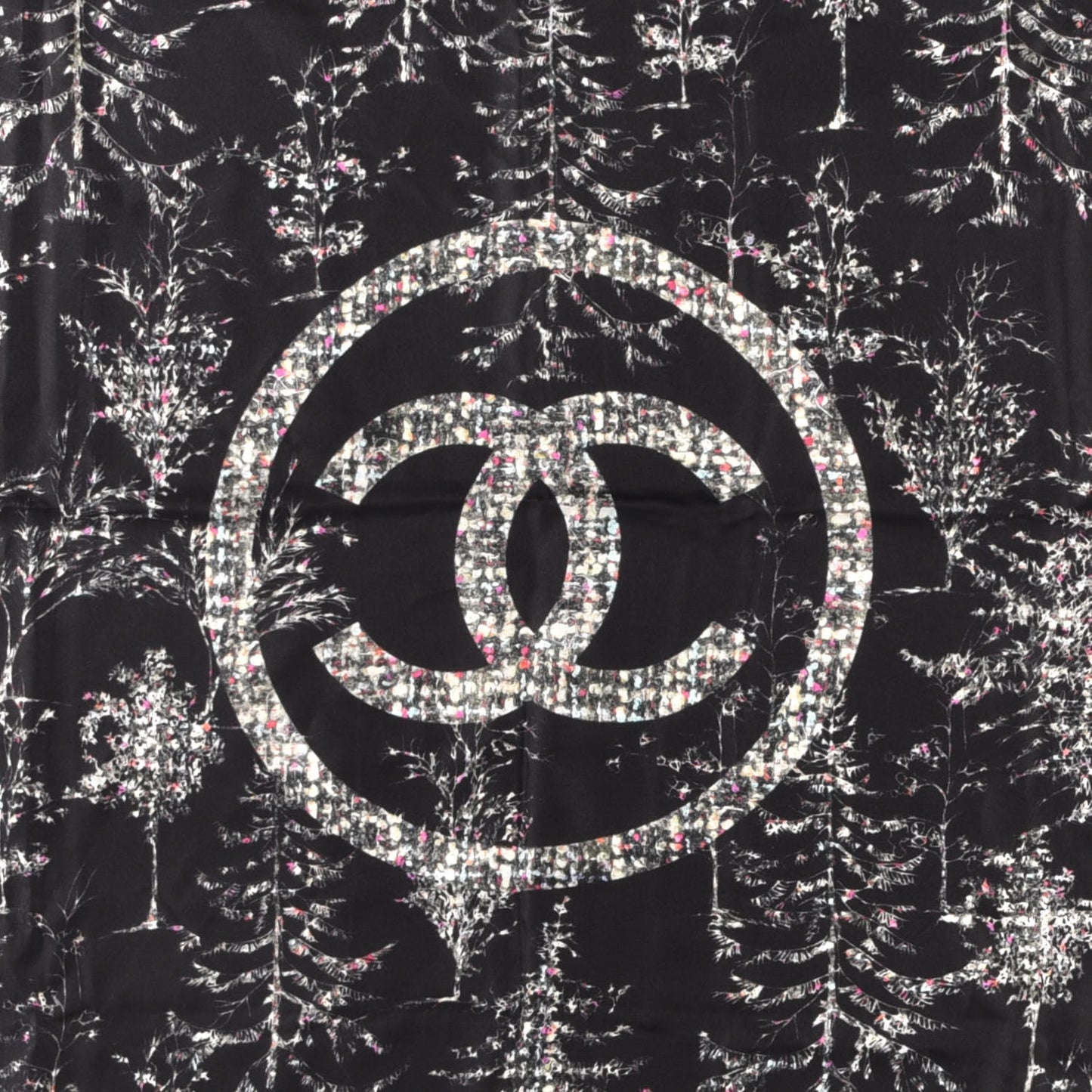 Silk Logo Square Scarf Black