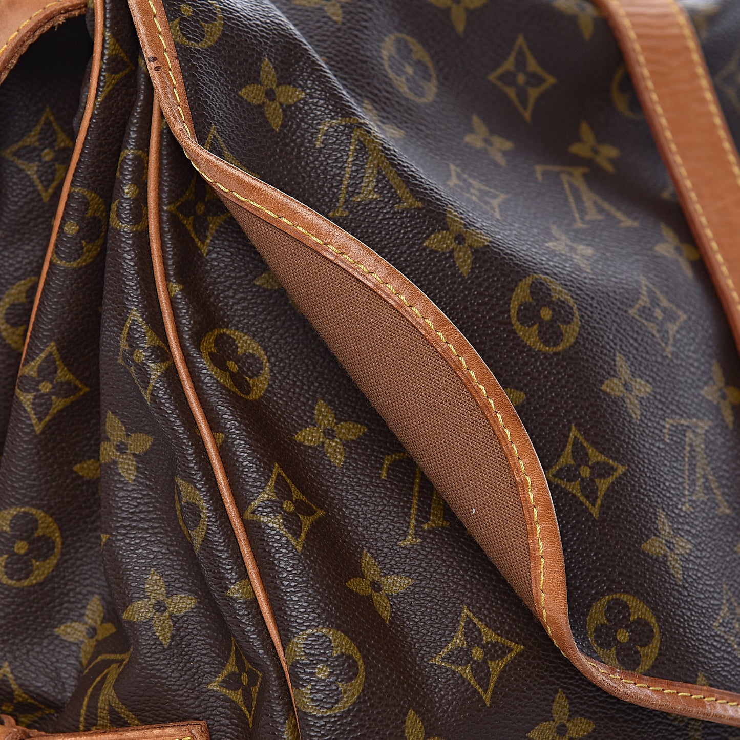 Monogram Saumur 35