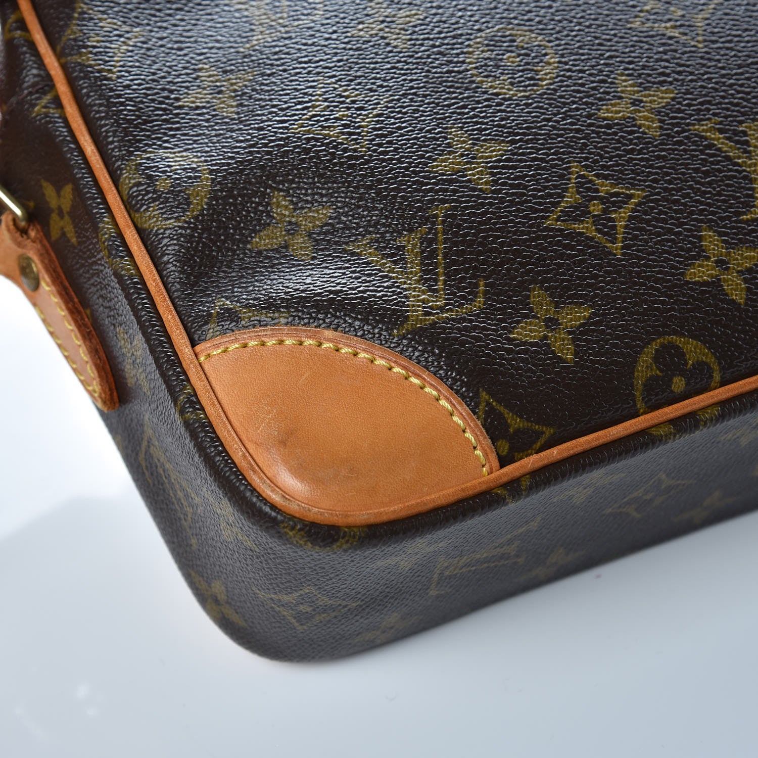 Louis Vuitton Monogram Trocadero 27 9 of 13