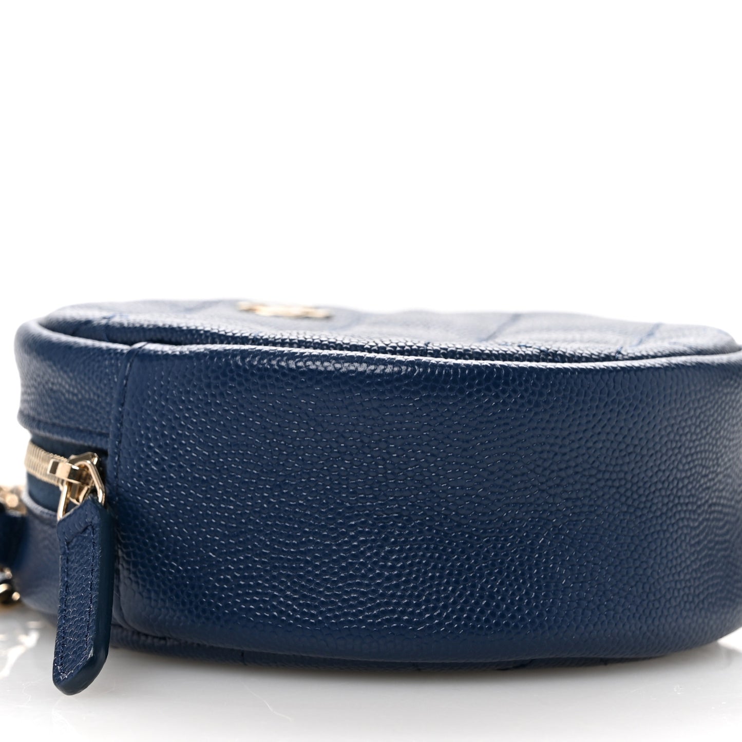 Caviar Quilted Round Clutch With Chain Blue