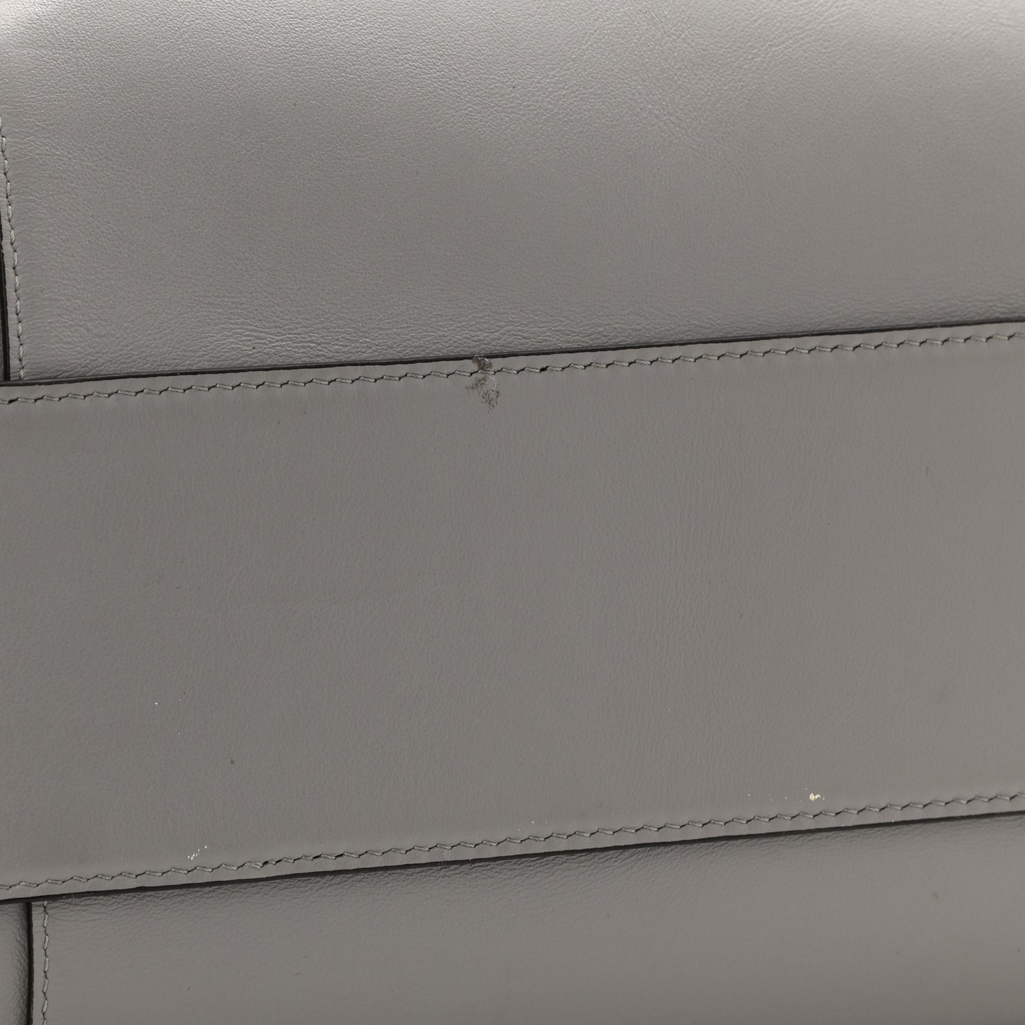 Smooth Calfskin Medium Soft Antigona Grey