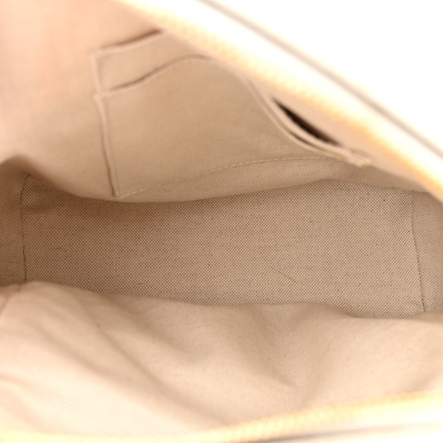 GG Supreme Monogram Flora Web Small Ophidia Day Backpack White