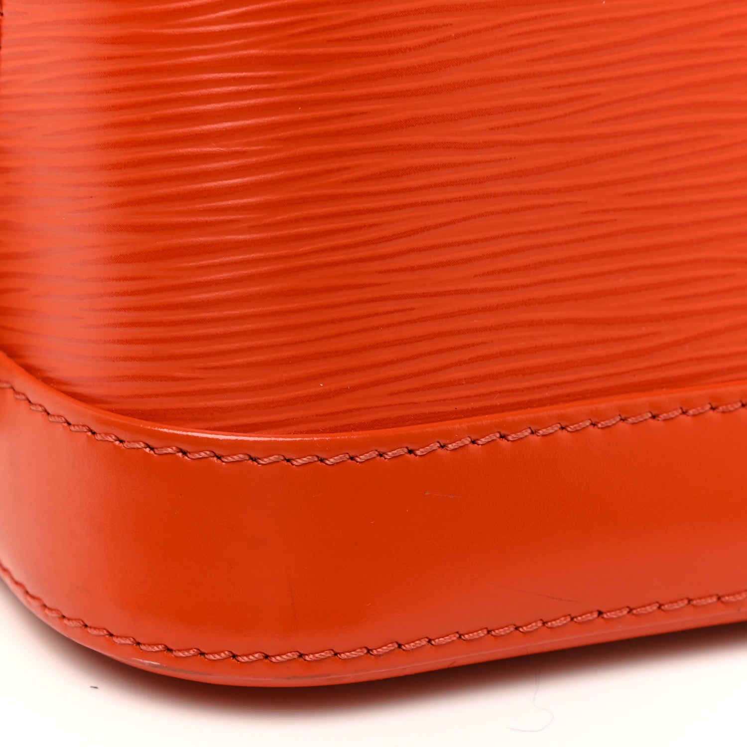 Louis Vuitton Epi Alma BB Piment 24 of 26