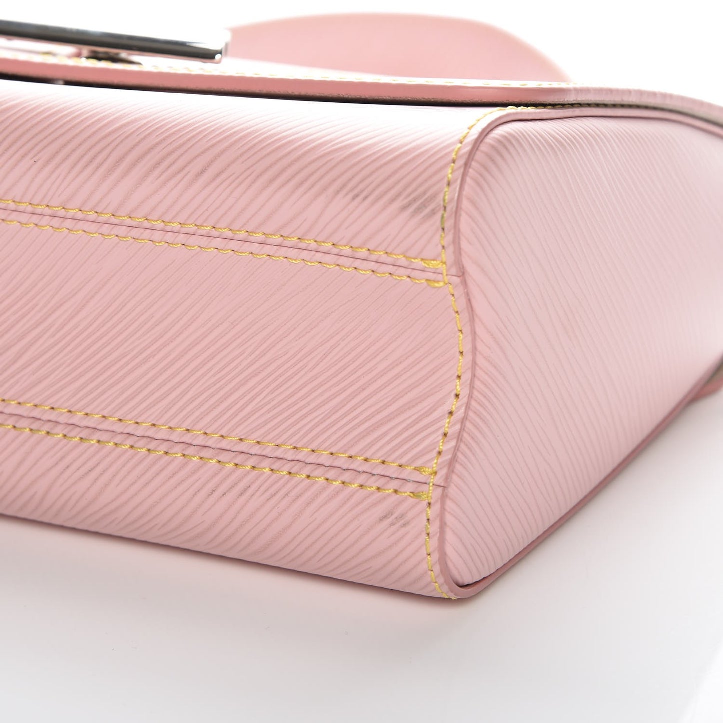 Epi Twist Shoulder Bag MM Rose Ballerine