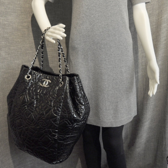 Chanel Vinyl Graphic Edge Tote Black 3 of 11