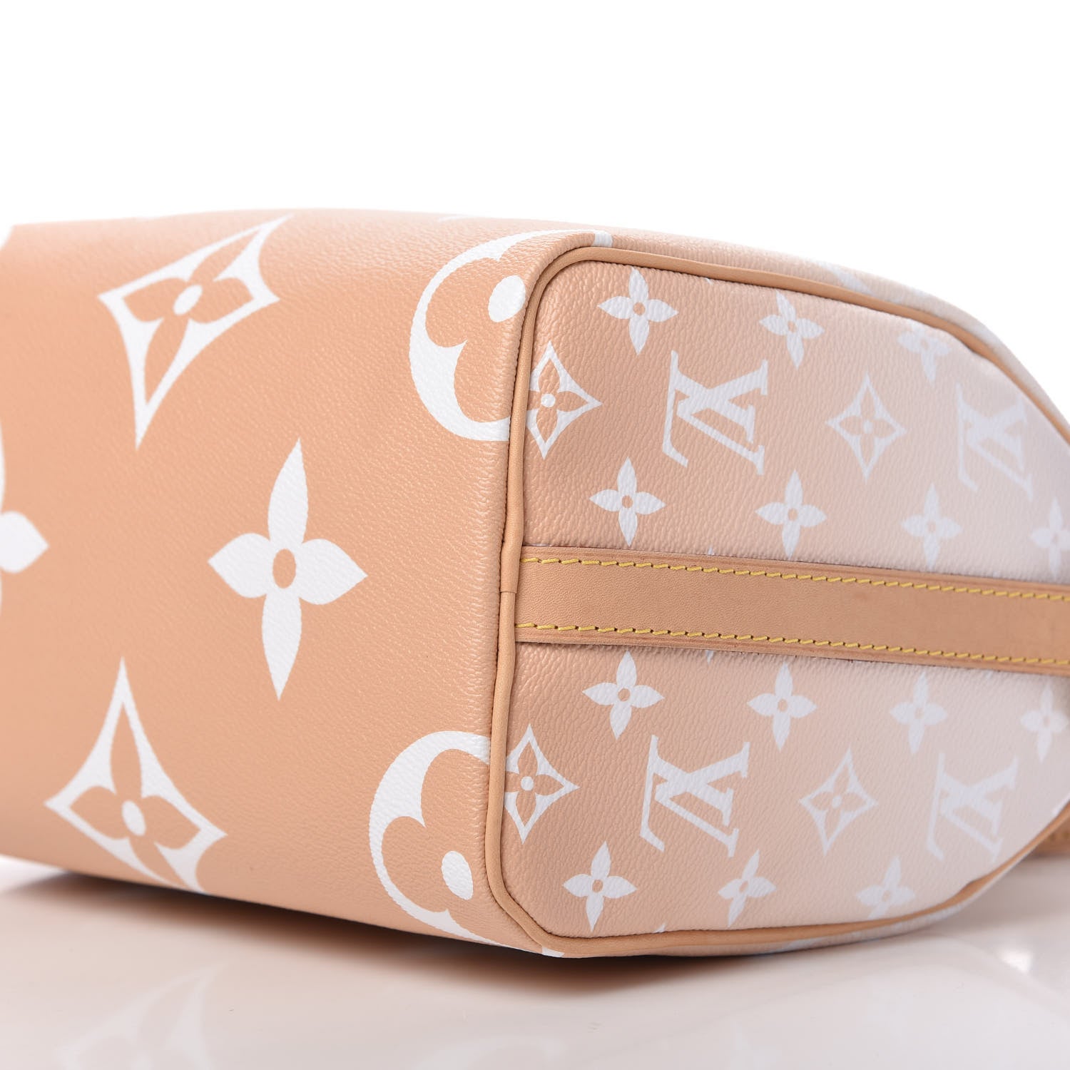 Louis Vuitton Monogram Giant By The Pool Speedy Bandouliere 25 Brume 7 of 10