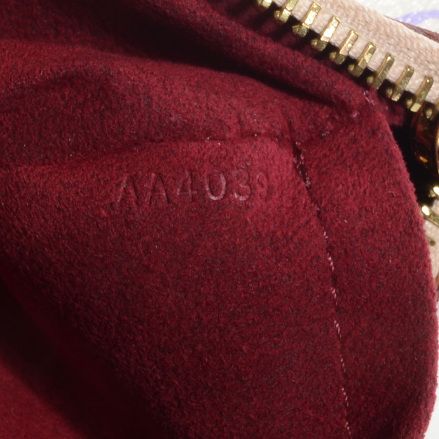 Monogram Multicolor Pochette Milla MM White