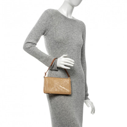 Louis Vuitton Vernis Lexington Pochette Beige 2 of 7
