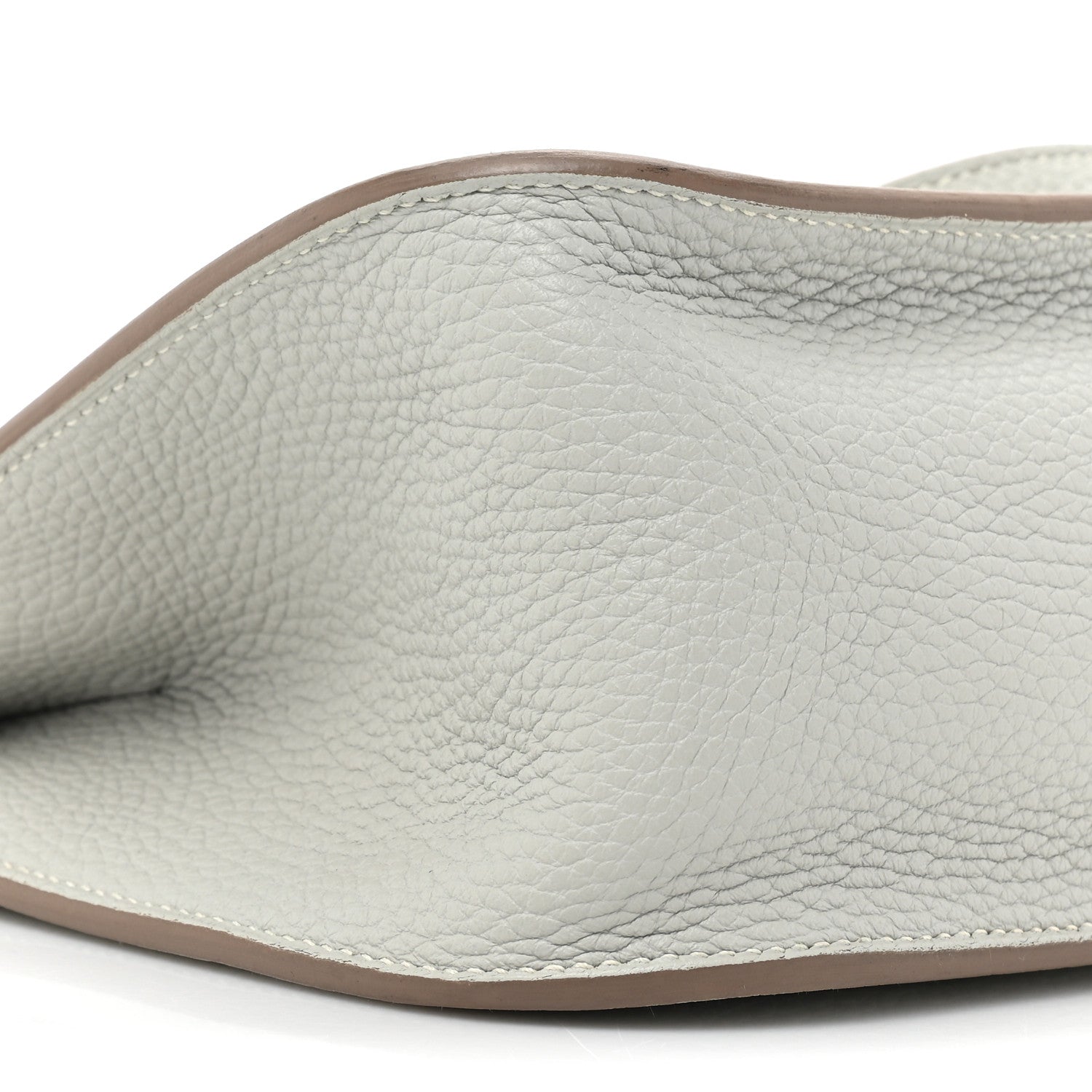 Hermes Taurillon Clemence Halzan 31 GM Gris Perle Beton 8 of 11
