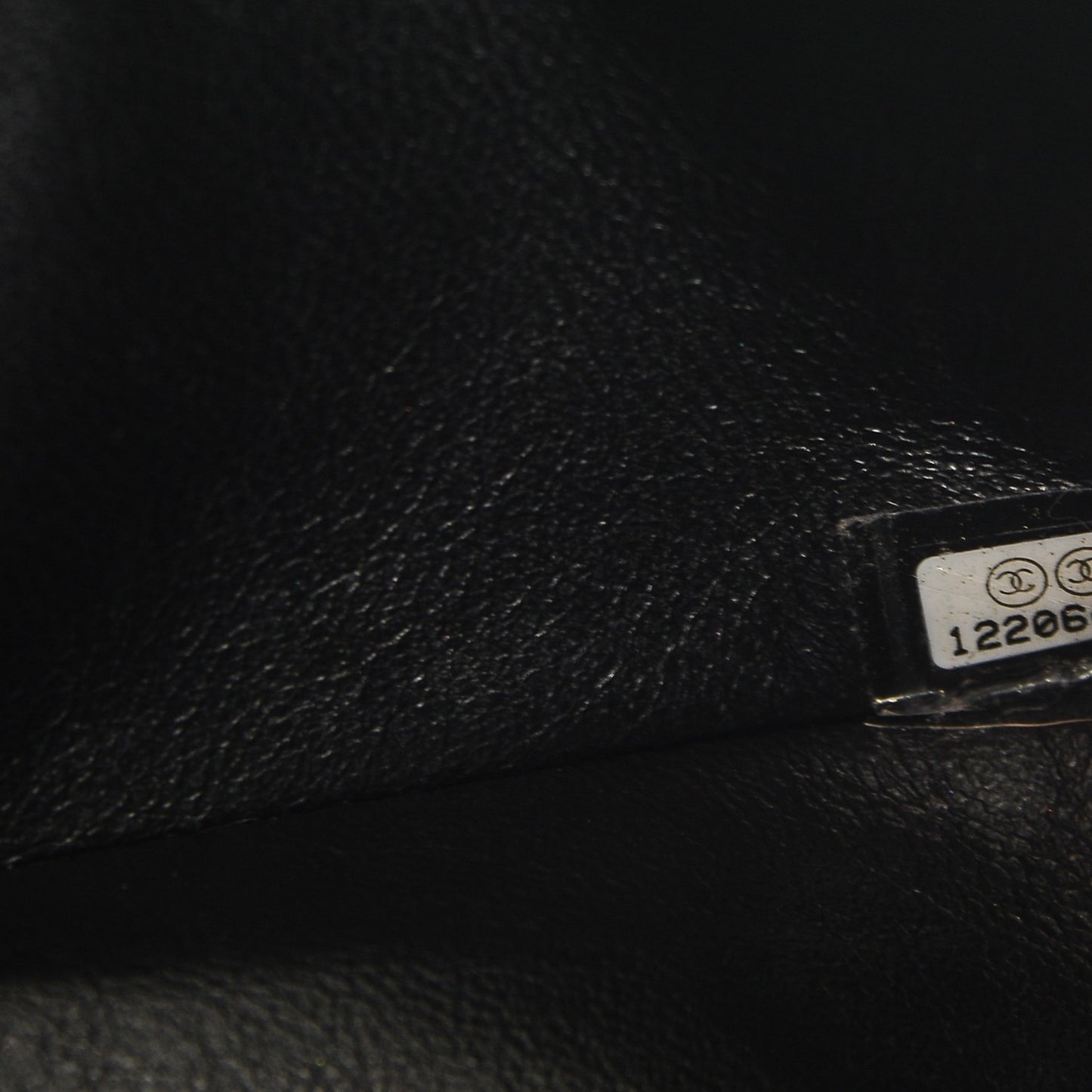 Caviar East West Flap Black