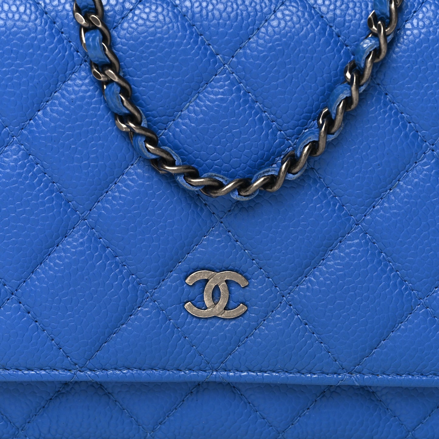 Caviar Quilted Wallet on Chain WOC Blue