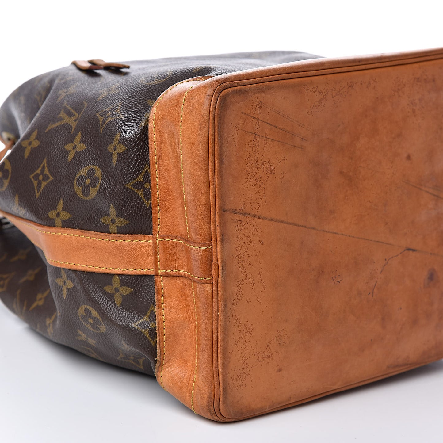 Monogram Noe