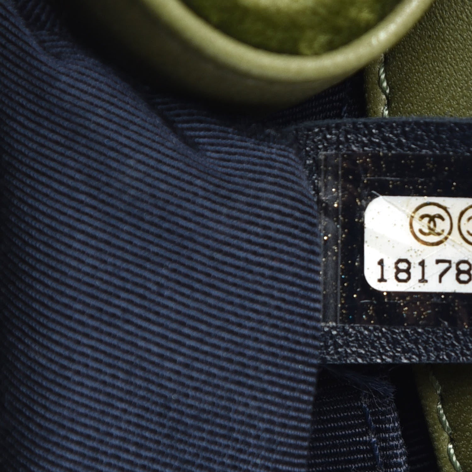 Chanel Velvet Tweed Small Boy Flap Green 7 of 12