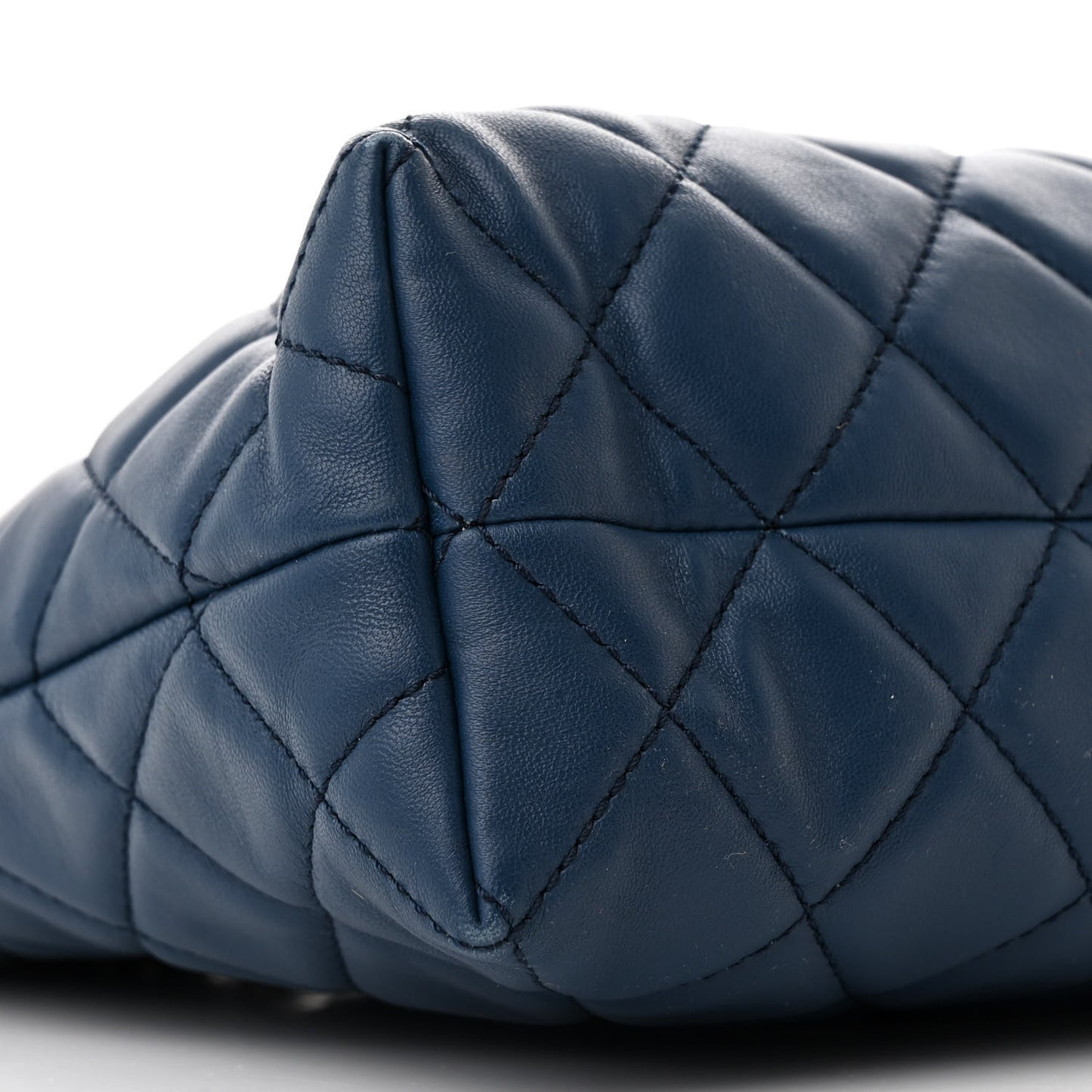 Lambskin Quilted Medium Urban Delight Tote Blue