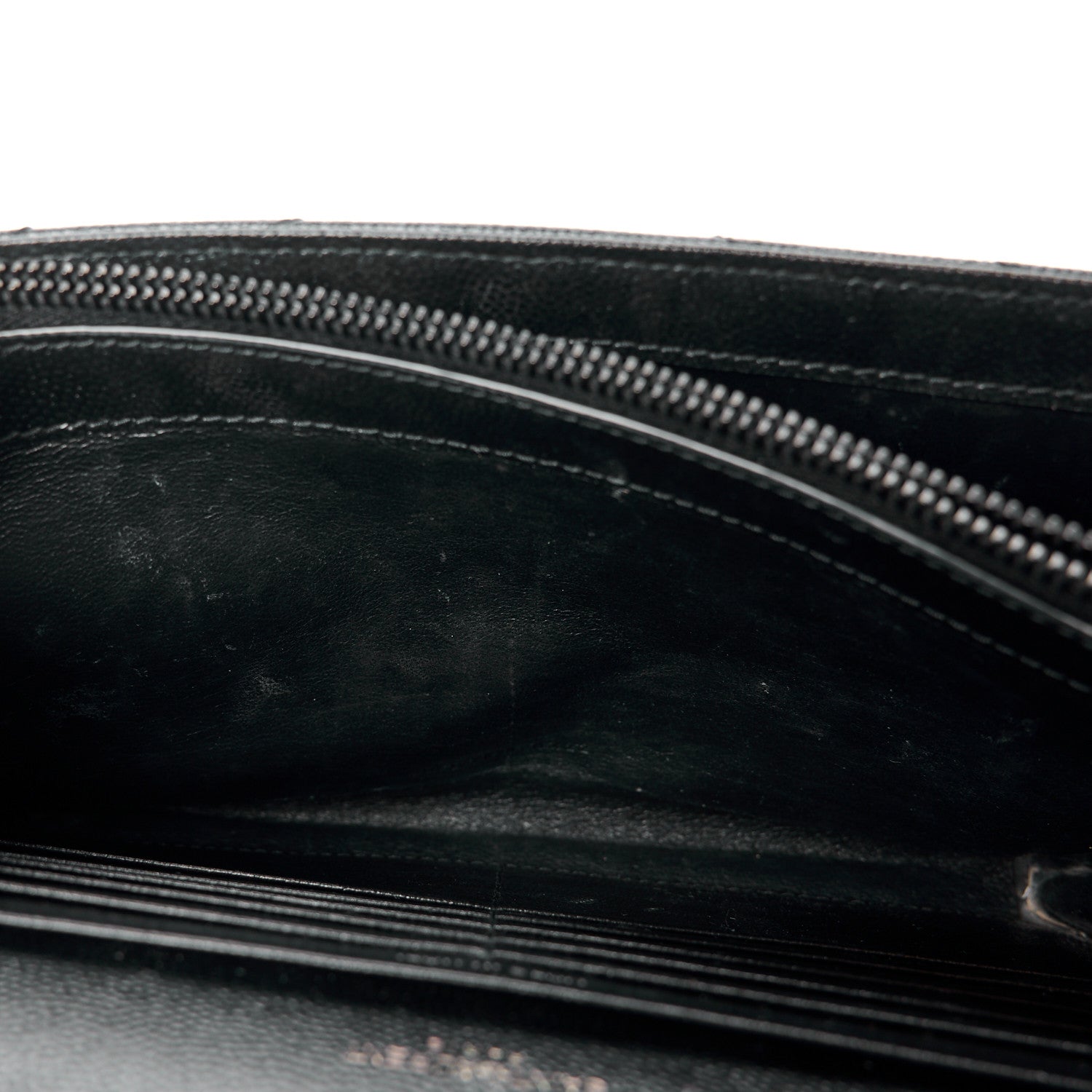 Saint Laurent Grain De Poudre Matelasse Chevron Monogram Monochrome Chain Wallet Black 14 of 15