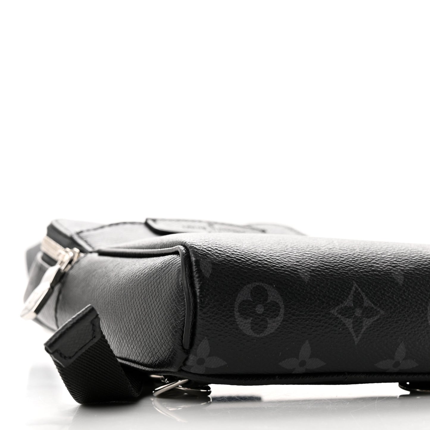 Taigarama Outdoor Slingbag Black