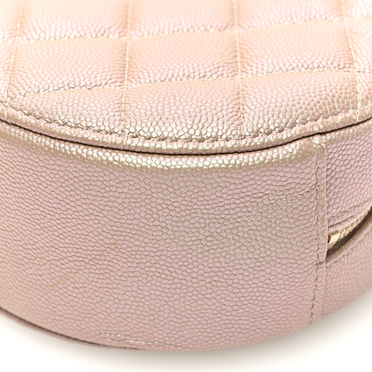 Iridescent Caviar Resin Quilted Round Clutch With Chain Beige