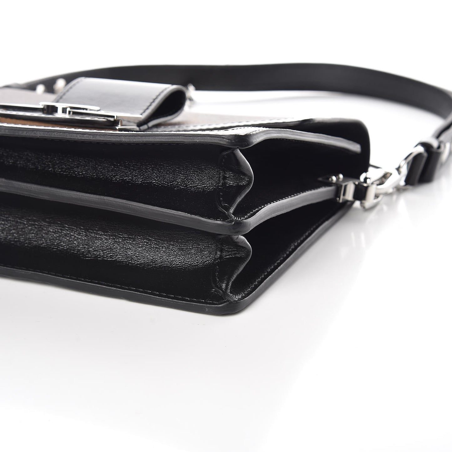 Reverse Monogram Giant Dauphine MM