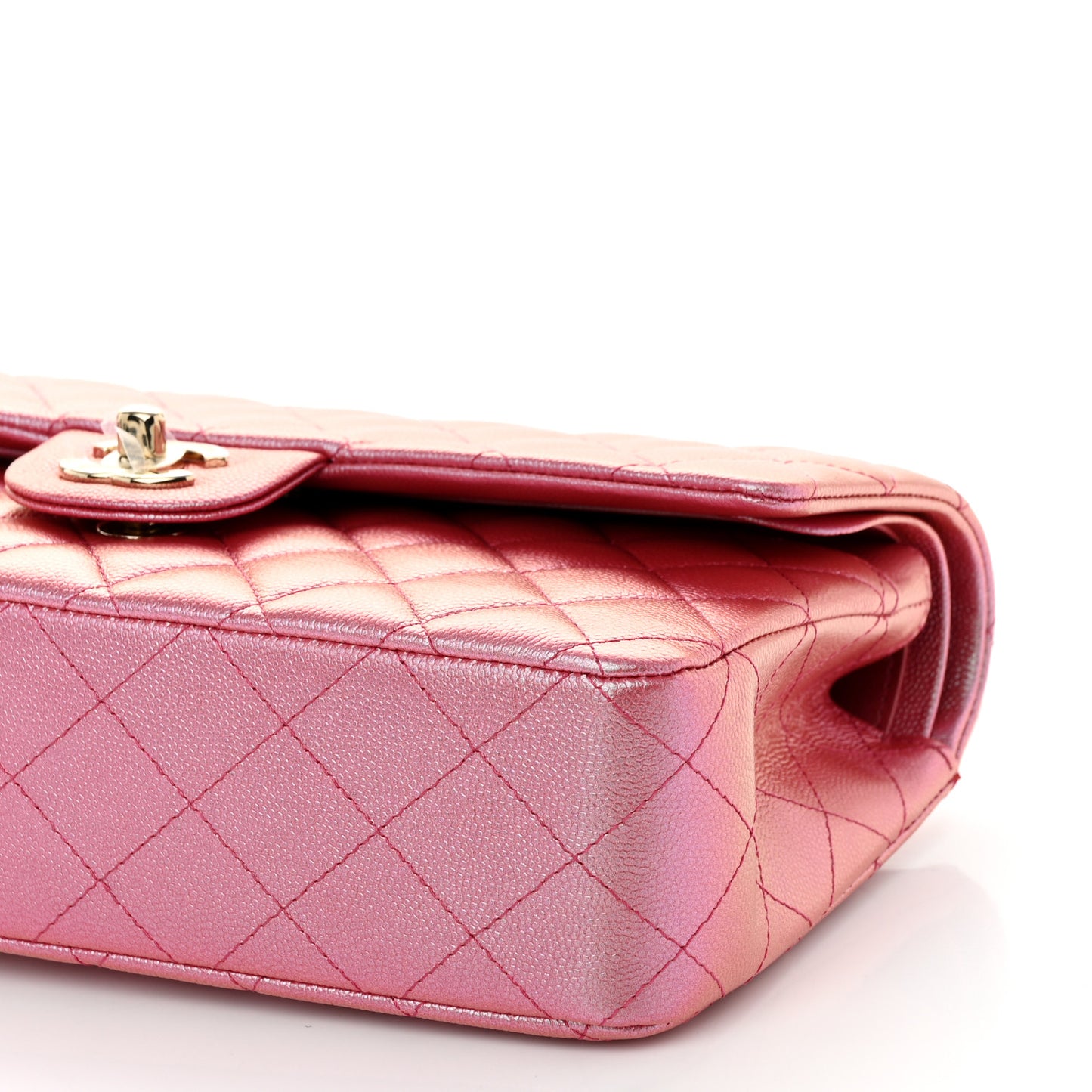 Iridescent Caviar Quilted Medium Double Flap Pink