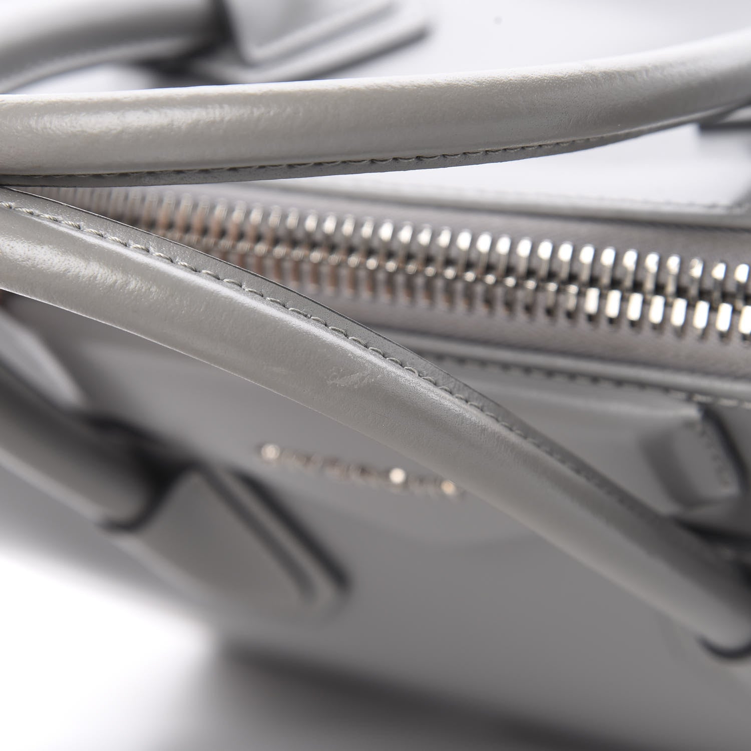 Givenchy Shiny Lord Calfskin Medium Antigona Pearl Grey 16 of 18