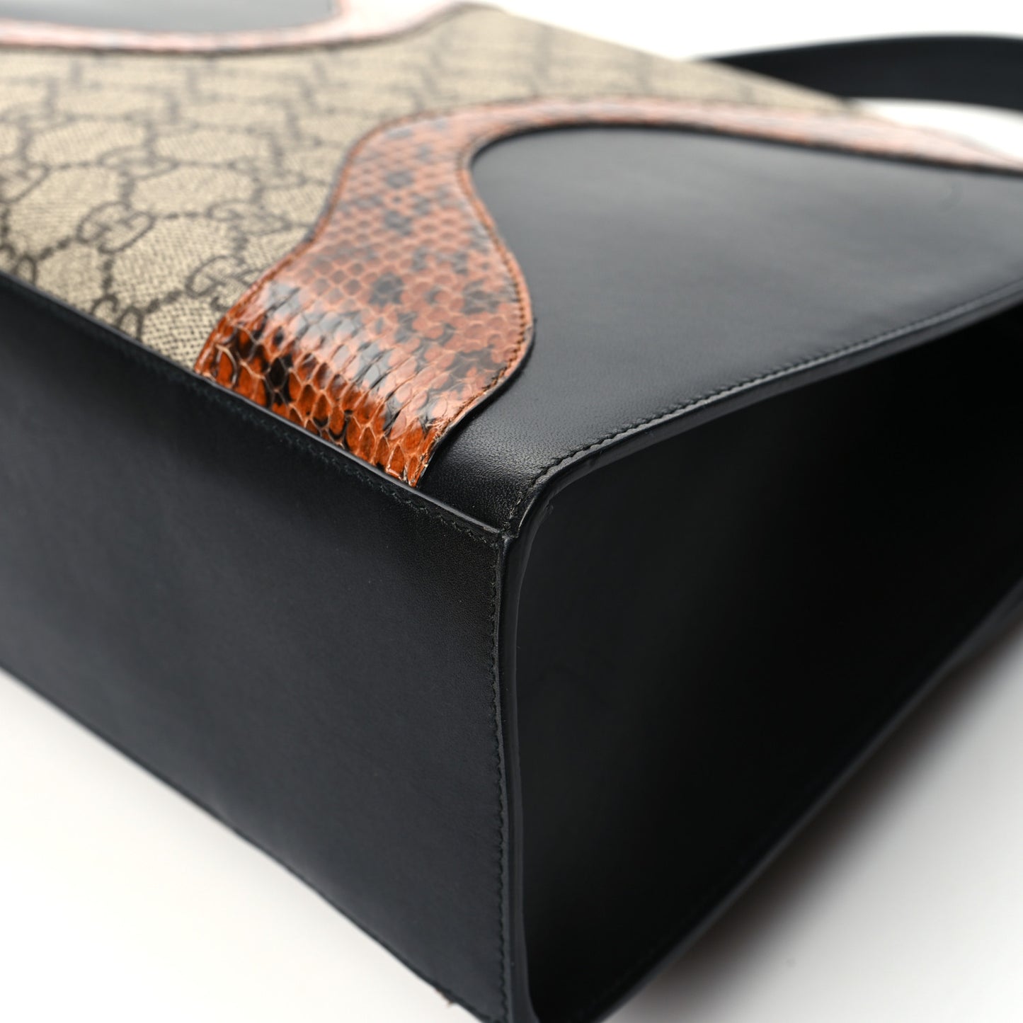 Nappa Elaphe GG Supreme Monogram Medium Osiride Top Handle Bag Black Bright Cuir Beige Ebony
