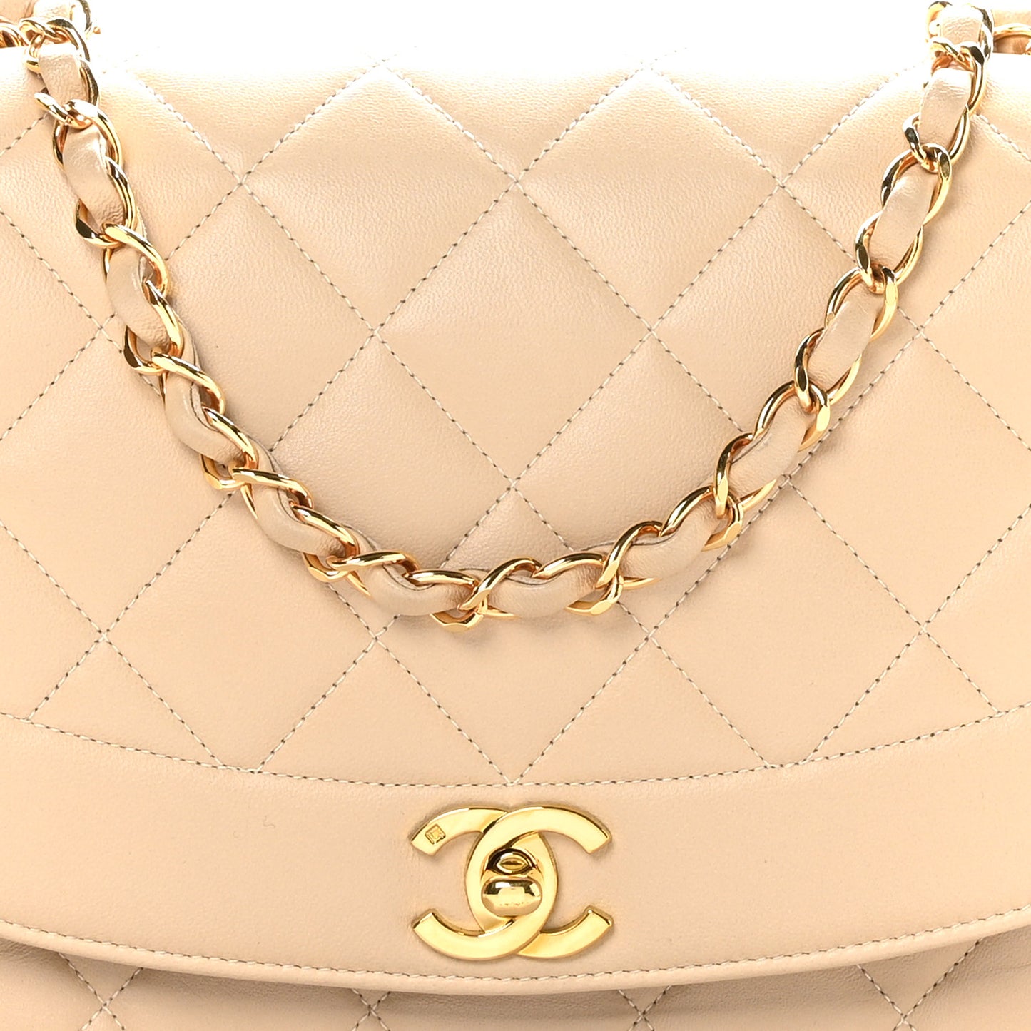 Lambskin Quilted Medium Single Flap Beige