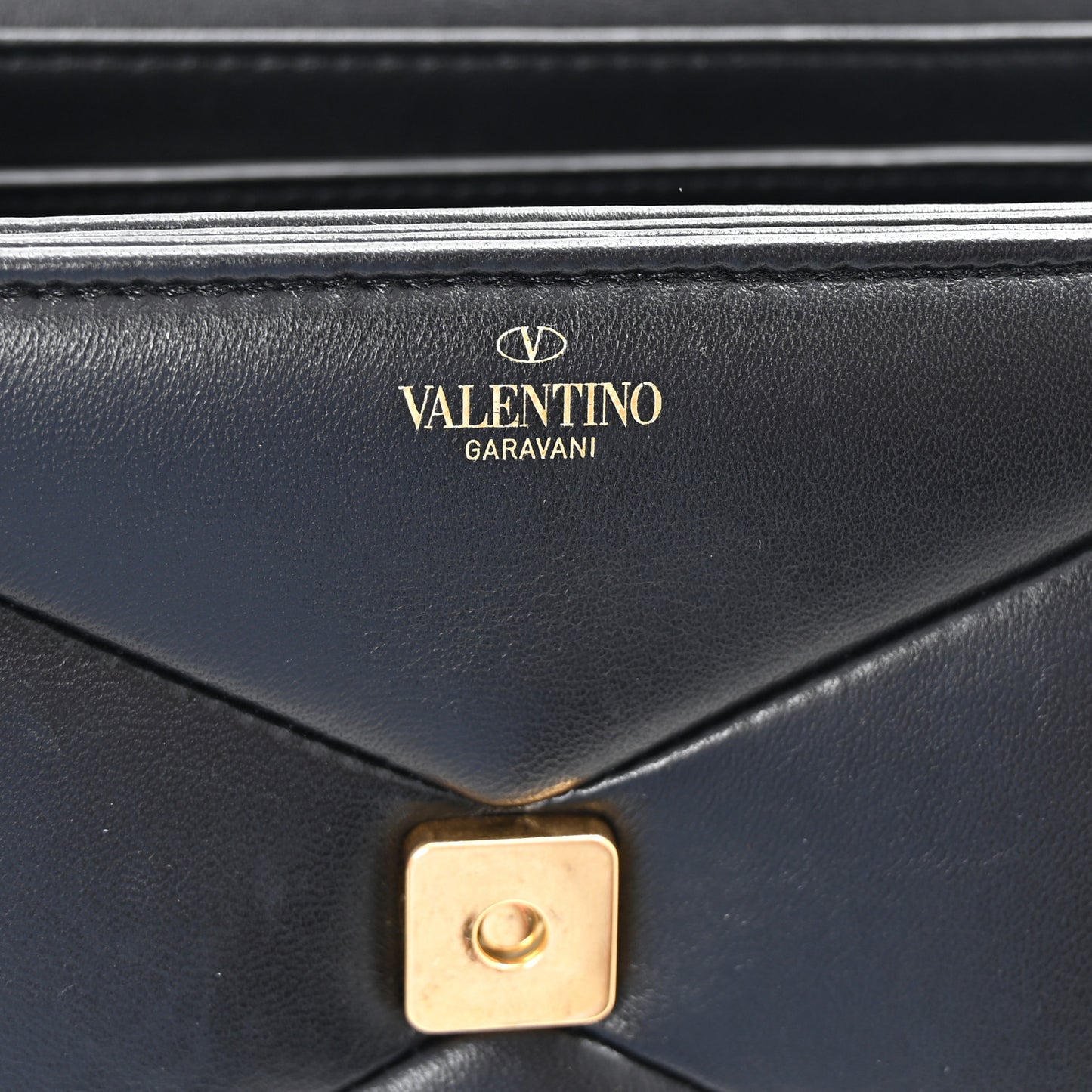Nappa One Stud Chain Clutch Black