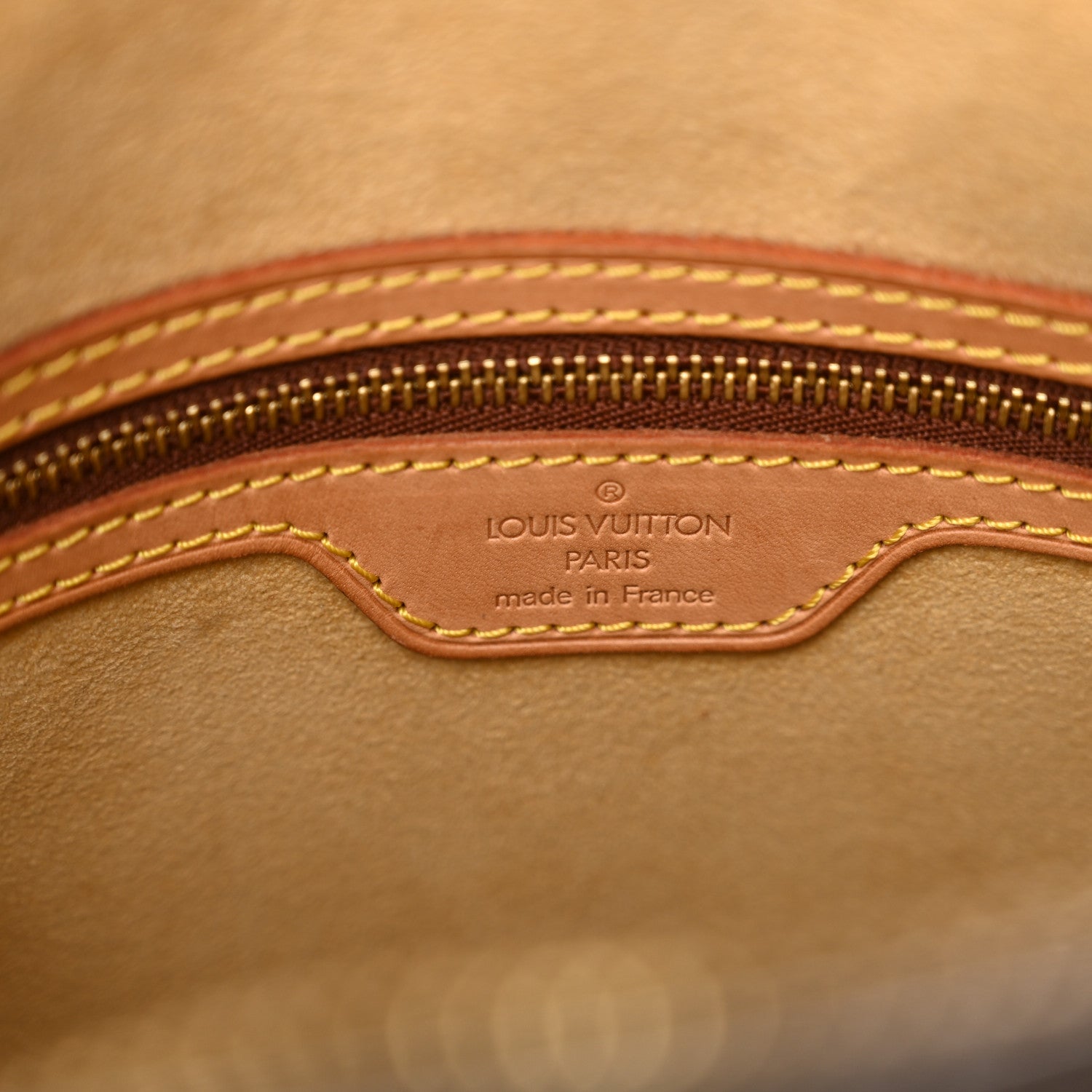 Louis Vuitton Monogram Looping GM 6 of 15