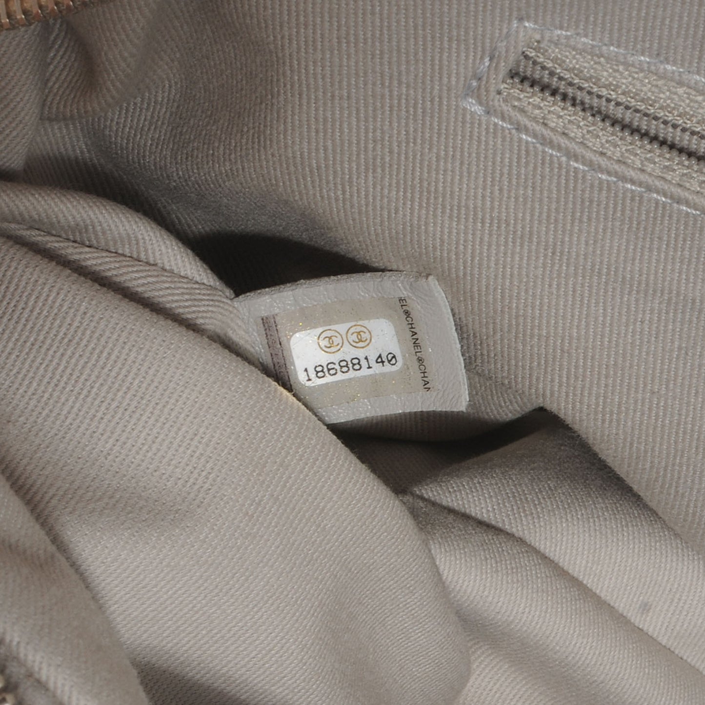 Caviar Jumbo Easy Flap Beige
